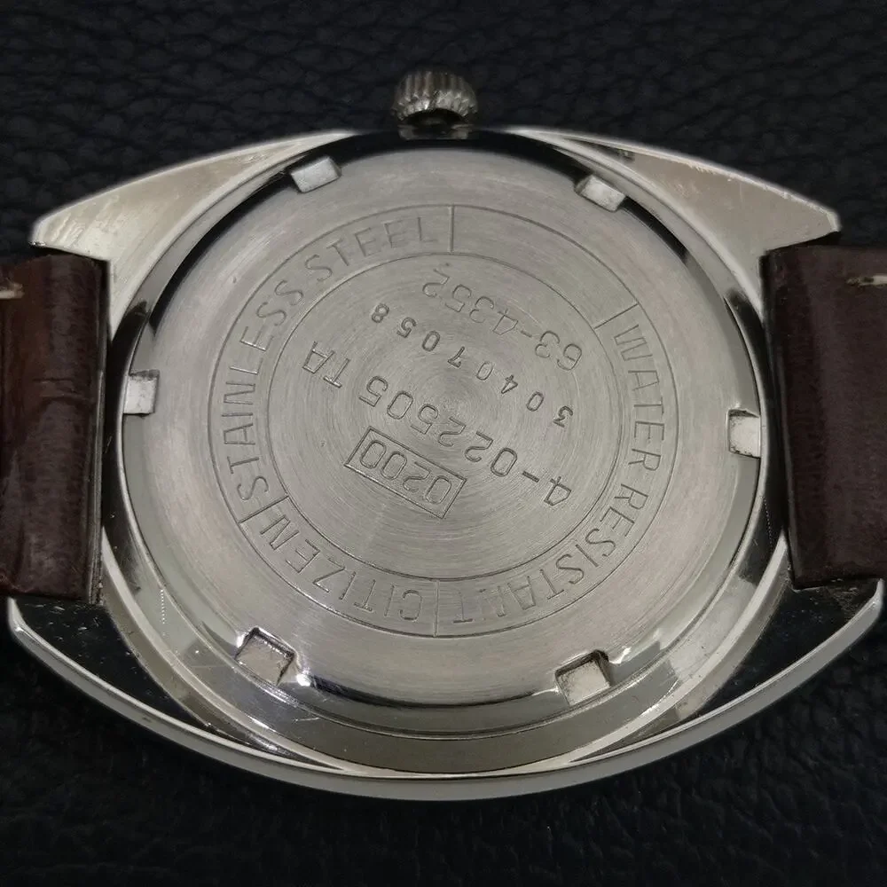Vintage 1980 Citizen Manual Wound Mens Silver Watch W/Date & White accents